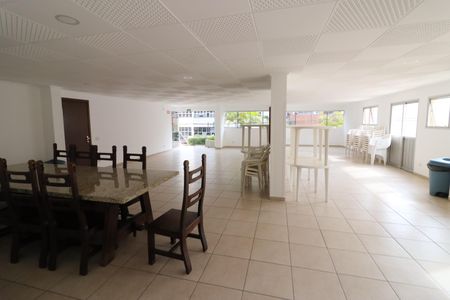Apartamento para alugar com 155m², 5 quartos e 2 vagasÁrea comum - Salão de festas