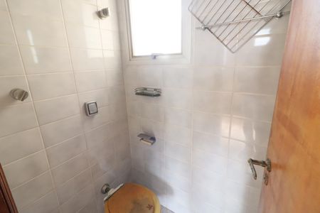 Apartamento para alugar com 155m², 5 quartos e 2 vagasBanheiro de serviço