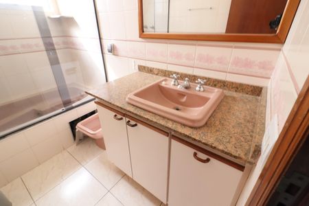 Apartamento para alugar com 155m², 5 quartos e 2 vagasBanheiro da Suíte 1