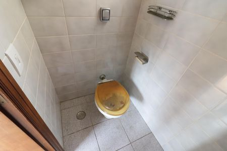 Apartamento para alugar com 155m², 5 quartos e 2 vagasBanheiro de serviço