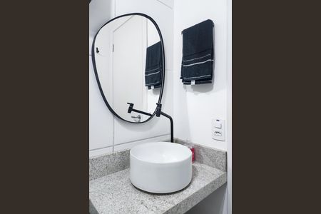 Apartamento para alugar com 33m², 1 quarto e sem vaga Apartamento para alugar com 33m², 1 quarto e sem vagaBanheiro