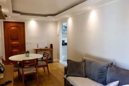 sala de apartamento para alugar com 3 quartos, 69m² em Piratininga, Osasco