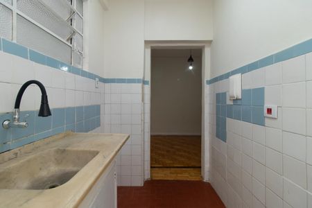 Apartamento à venda com 34m², 1 quarto e sem vaga Apartamento à venda com 34m², 1 quarto e sem vagaCozinha e Área de Serviço
