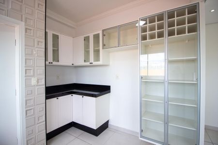 Apartamento para alugar com 69m², 2 quartos e 1 vagaCozinha 