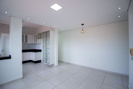 Sala de apartamento para alugar com 2 quartos, 69m² em Jardim Santa Rosália, Sorocaba