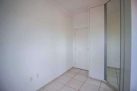 Apartamento para alugar com 69m², 2 quartos e 1 vagaQuarto 