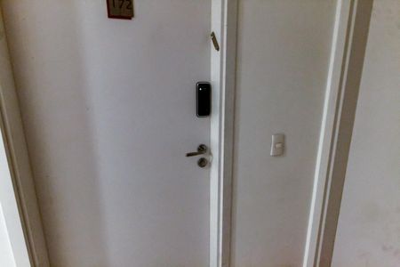 Apartamento à venda com 49m², 2 quartos e 1 vagaFechadura eletrônica 