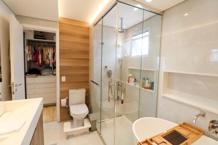 Apartamento à venda com 144m², 2 quartos e 2 vagas Apartamento à venda com 144m², 2 quartos e 2 vagasBanheiro Suíte