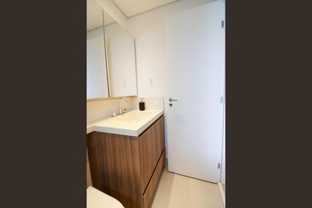 Apartamento à venda com 144m², 2 quartos e 2 vagas Apartamento à venda com 144m², 2 quartos e 2 vagasBanheiro Suíte 2