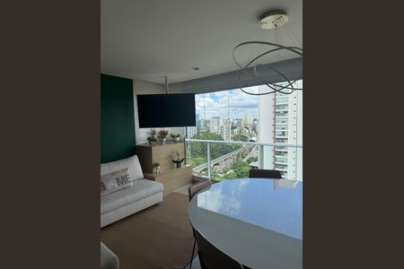 Apartamento à venda com 144m², 2 quartos e 2 vagasVaranda Sala