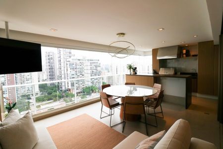 Apartamento à venda com 144m², 2 quartos e 2 vagas Apartamento à venda com 144m², 2 quartos e 2 vagasVaranda Sala