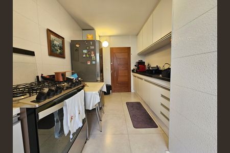 Apartamento à venda com 101m², 3 quartos e 1 vagaCozinha
