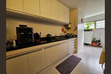 Apartamento à venda com 101m², 3 quartos e 1 vagaCozinha