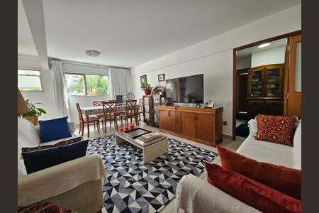 Apartamento à venda com 101m², 3 quartos e 1 vagaSala