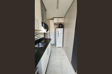 Cozinha  de apartamento para alugar com 2 quartos, 65m² em São Sebastião, Porto Alegre