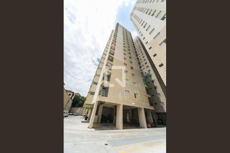 Apartamento à venda com 75m², 3 quartos e 2 vagasFachada