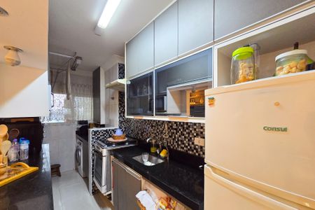 Apartamento à venda com 75m², 3 quartos e 2 vagasCozinha