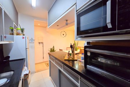 Apartamento à venda com 75m², 3 quartos e 2 vagasCozinha