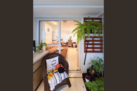 Apartamento à venda com 75m², 3 quartos e 2 vagasSacada