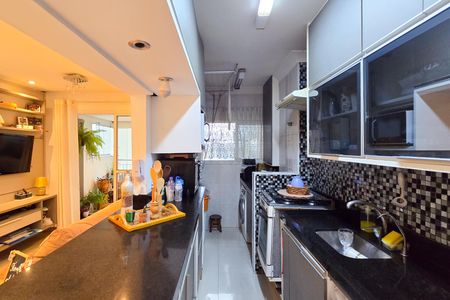 Apartamento à venda com 75m², 3 quartos e 2 vagasCozinha