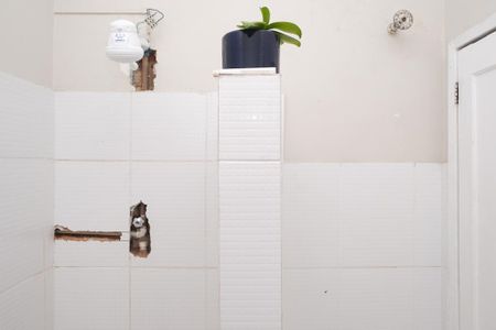 Casa para alugar com 197m², 5 quartos e 3 vagasBanheiro 1