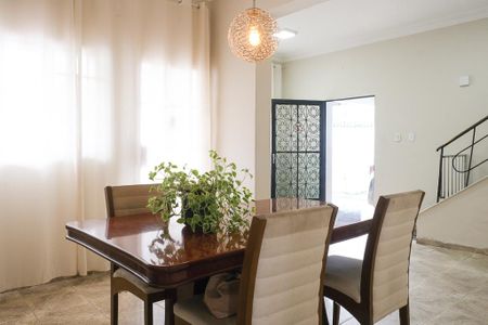 Casa para alugar com 197m², 5 quartos e 3 vagasSala de Jantar