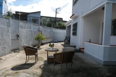 Casa para alugar com 197m², 5 quartos e 3 vagasQuintal
