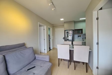 Sala de apartamento à venda com 2 quartos, 38m² em Vila Tolstoi, São Paulo
