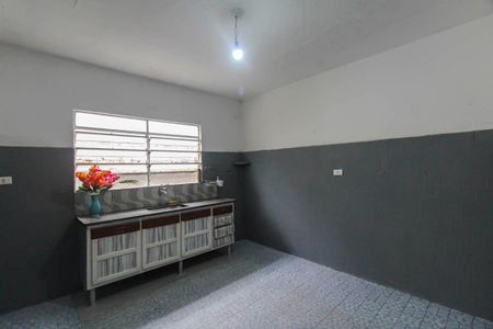 Casa para alugar com 120m², 2 quartos e 2 vagas