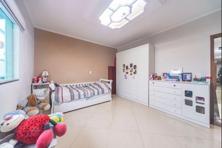 Casa à venda com 184m², 2 quartos e 4 vagas Casa à venda com 184m², 2 quartos e 4 vagasQuarto 2