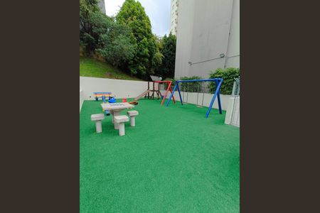Apartamento para alugar com 70m², 2 quartos e 1 vaga Apartamento para alugar com 70m², 2 quartos e 1 vagaÁrea comum - Playground