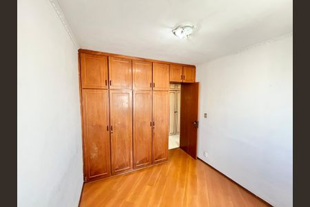 Apartamento à venda com 70m², 2 quartos e 1 vagaQuarto 2