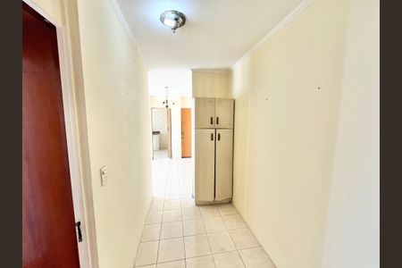 Apartamento à venda com 70m², 2 quartos e 1 vagaCorredor