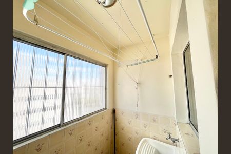 Apartamento à venda com 70m², 2 quartos e 1 vagaÁrea de Serviço