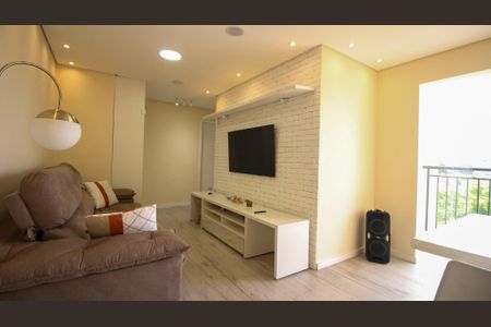 Apartamento para alugar com 2 quartos, 52m² em Vila Antonieta, São Paulo