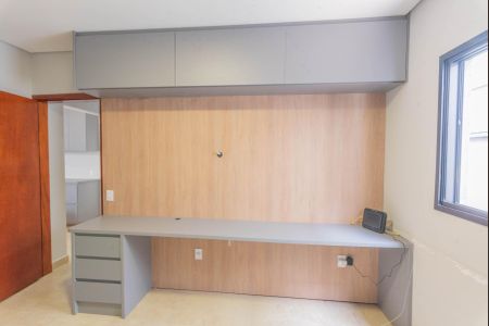 Casa de condomínio para alugar com 170m², 3 quartos e 4 vagasSuíte 3