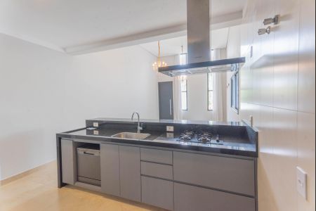 Casa de condomínio para alugar com 170m², 3 quartos e 4 vagasCozinha