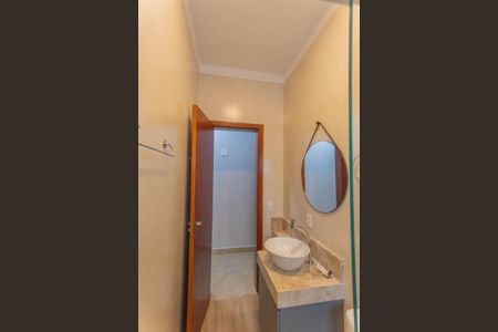 Casa de condomínio para alugar com 170m², 3 quartos e 4 vagasBanheiro da Suíte 3