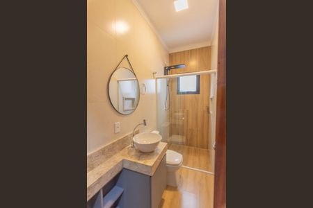 Casa de condomínio para alugar com 170m², 3 quartos e 4 vagasBanheiro da Suíte 3