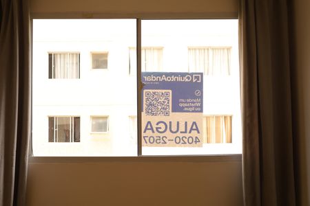 Apartamento para alugar com 42m², 2 quartos e sem vagaPlaca instalada na janela do imóvel (2ºandar) - Código da placa: YIXW-1182
