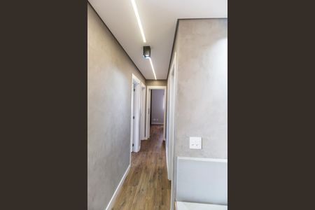 Apartamento para alugar com 71m², 2 quartos e 1 vagaCorredor