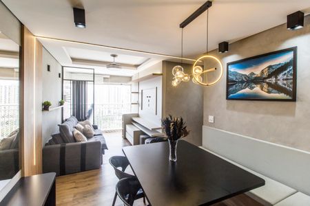 Sala  de apartamento para alugar com 2 quartos, 71m² em Centro, Barueri