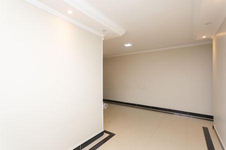 Sala de apartamento para alugar com 3 quartos, 75m² em Conjunto Habitacional A. E. Carvalho, São Paulo