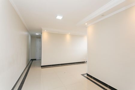 Sala de apartamento para alugar com 3 quartos, 75m² em Conjunto Habitacional A. E. Carvalho, São Paulo