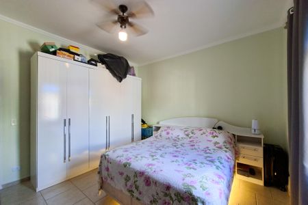 Casa para alugar com 112m², 2 quartos e 2 vagasQuarto 1