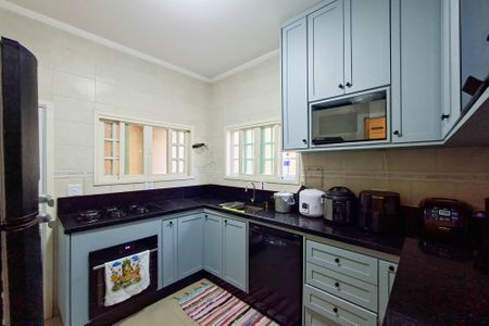 Casa para alugar com 112m², 2 quartos e 2 vagasCozinha 