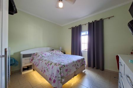 Casa para alugar com 112m², 2 quartos e 2 vagas Casa para alugar com 112m², 2 quartos e 2 vagasQuarto 1