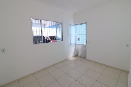 Sala de casa para alugar com 1 quarto, 50m² em Santa Maria, Osasco