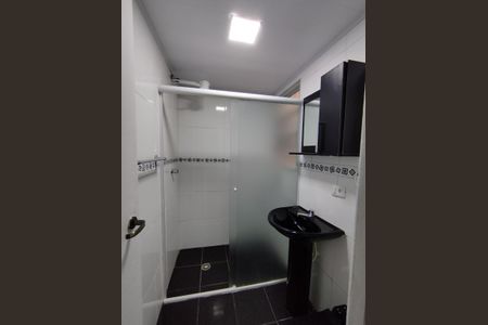 Banheiro - torneira de apartamento para alugar com 2 quartos, 52m² em Vila Água Funda, São Paulo