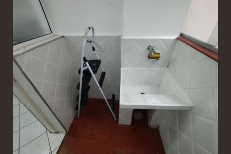 Área de Serviço de apartamento para alugar com 2 quartos, 52m² em Vila Água Funda, São Paulo